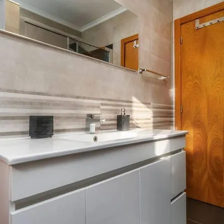 Vivenda Com Piscina Ria Formosa 度假居 塔维拉