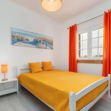 بيت للعطل Vivenda Com Piscina Ria Formosa *