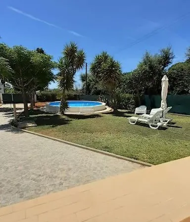 بيت للعطل Vivenda Com Piscina Ria Formosa *